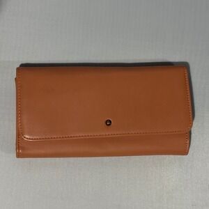Universal Thread Cognac Brown Faux Leather Trifold Wallet with ID Window